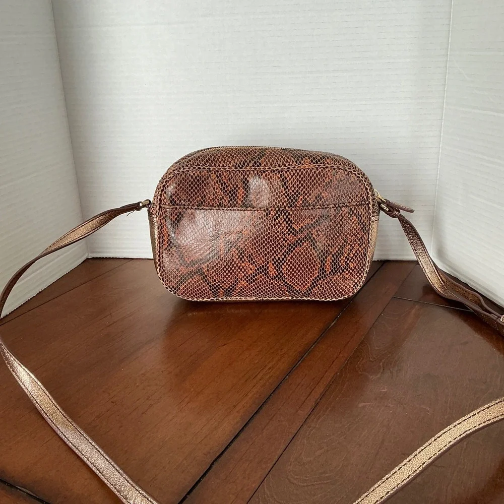 GILI Brown Snakeskin Embossed Leather Camera Bag Metallic Bronze Crossbody Purse - Picture 2 of 7